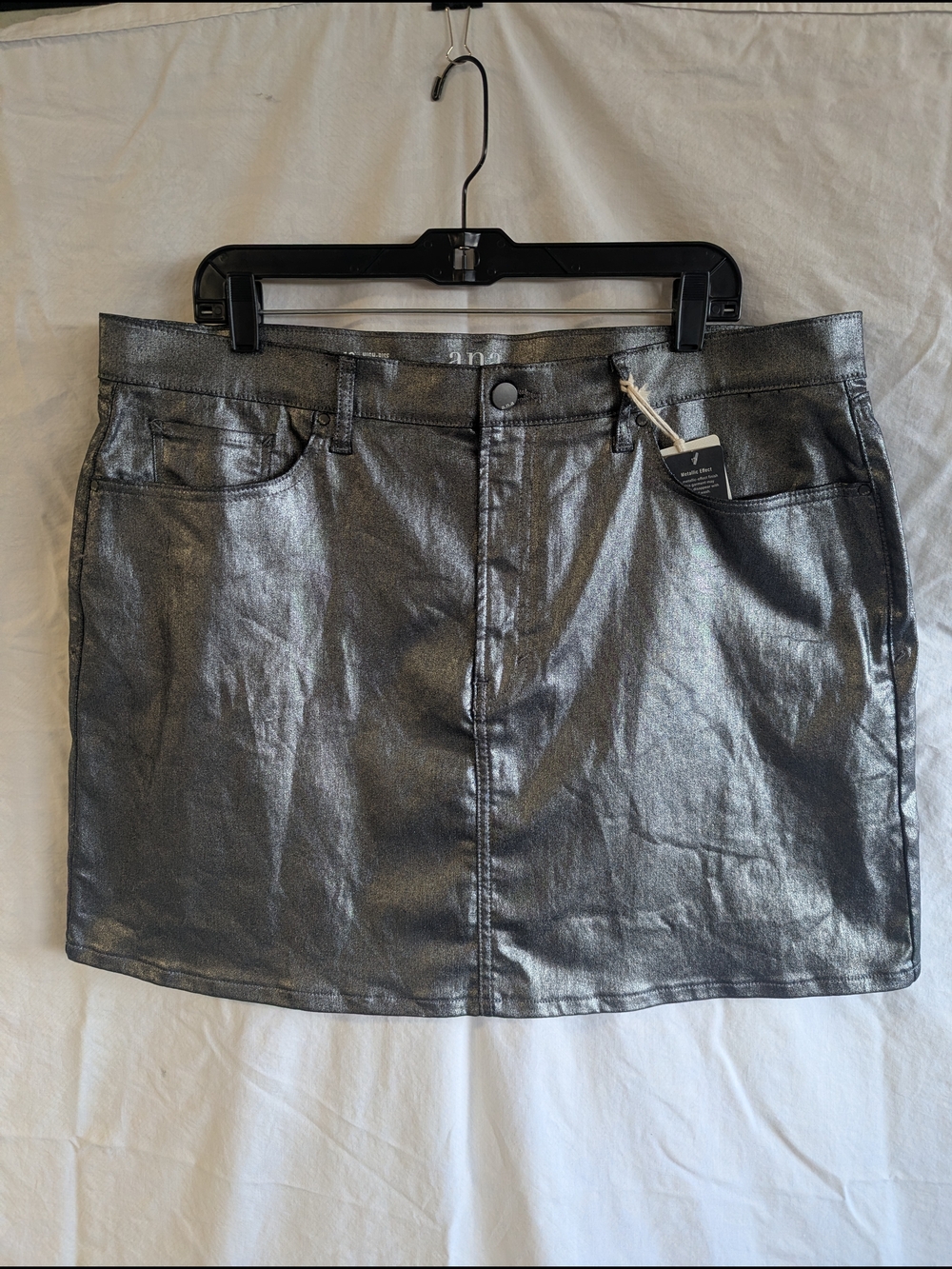 🌈 A.n.a. Metallic Silver Mini Skirt